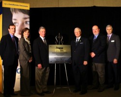 A plaque for the new Mental health and Addictions building was unveiled in the presence of Marc LeBoutillier, HGH CEO; Dr. Suzanne Filion, Director of HGH Mental Health and Addictions Community Services; Marcel Guibord, Mayor of Clarence-Rockland; Jean-Marc Lalonde, resident of Clarence-Rockland and former MPP, Sébastien Racine, Chairman of HGH Board of Directors; Michel Laferrière, Chairman of HGH Foundation Board of Directors.